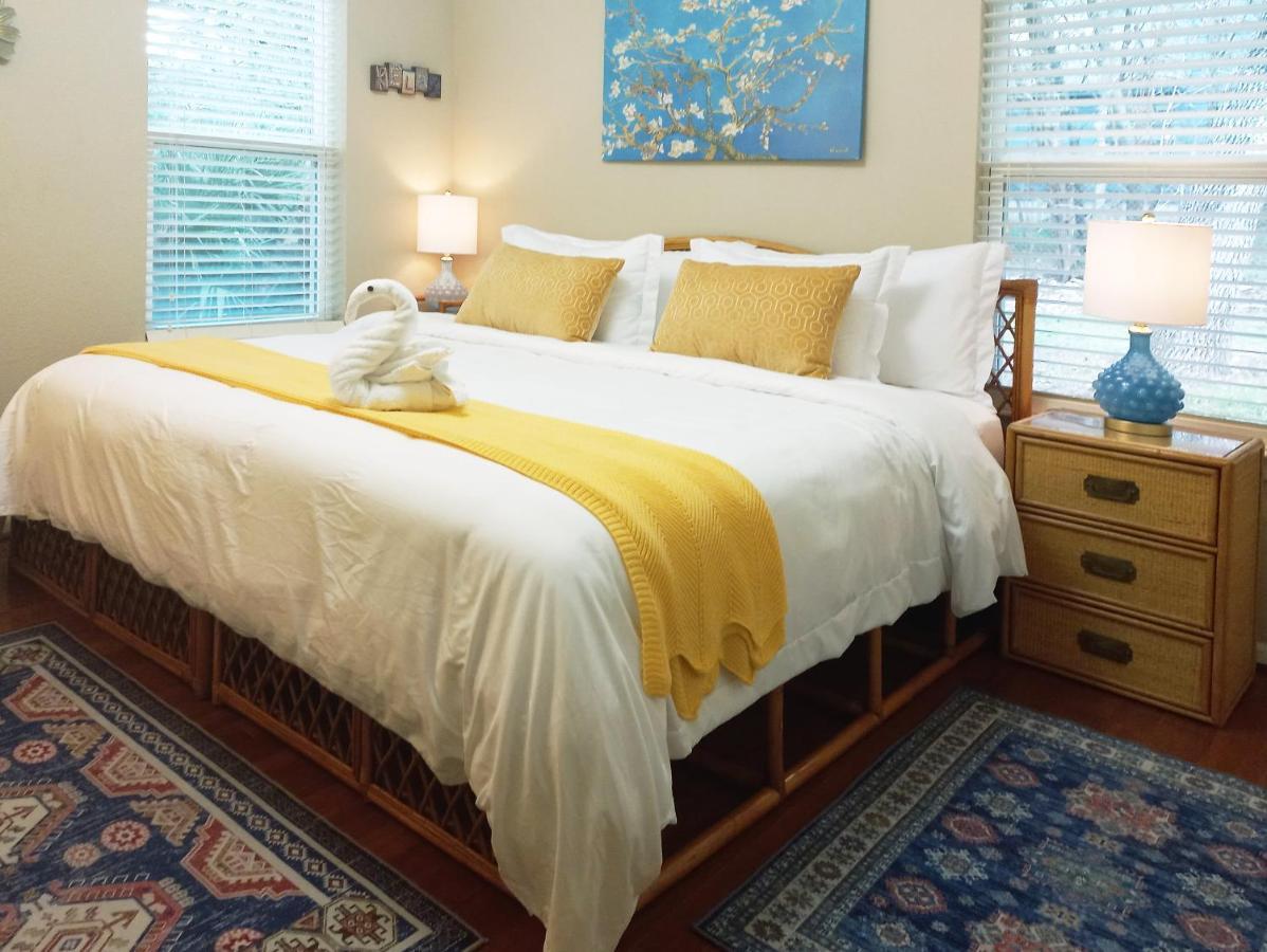 דירות סן מרקוס King Bed In Relaxing Oasis, With Free Snack/Wi-Fi/Parking מראה חיצוני תמונה